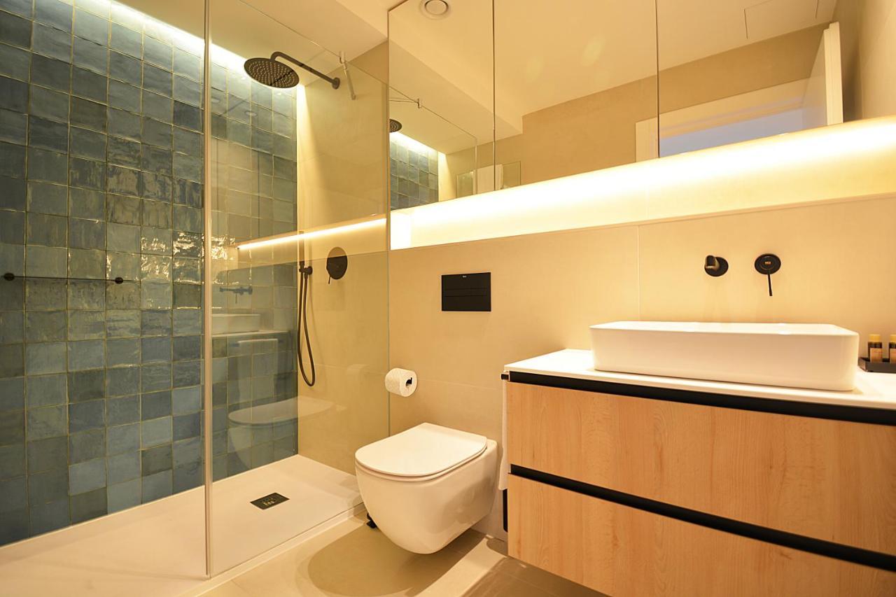 Galihost - Rd Hotel Apartamento Raxo Kültér fotó